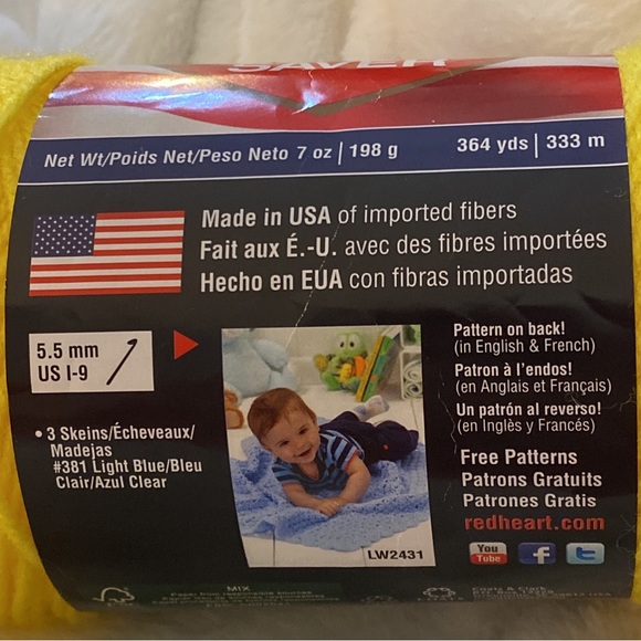 Red Heart Super Saver Yarn Bright Yellow 0324 Complete Skein 100% Acrylic 364,yd - Picture 5 of 8